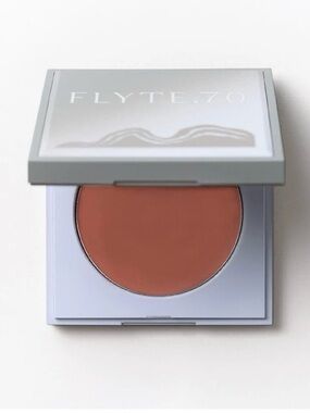 FLYTE.70 HazyCheek Crème Blush — Look of Love